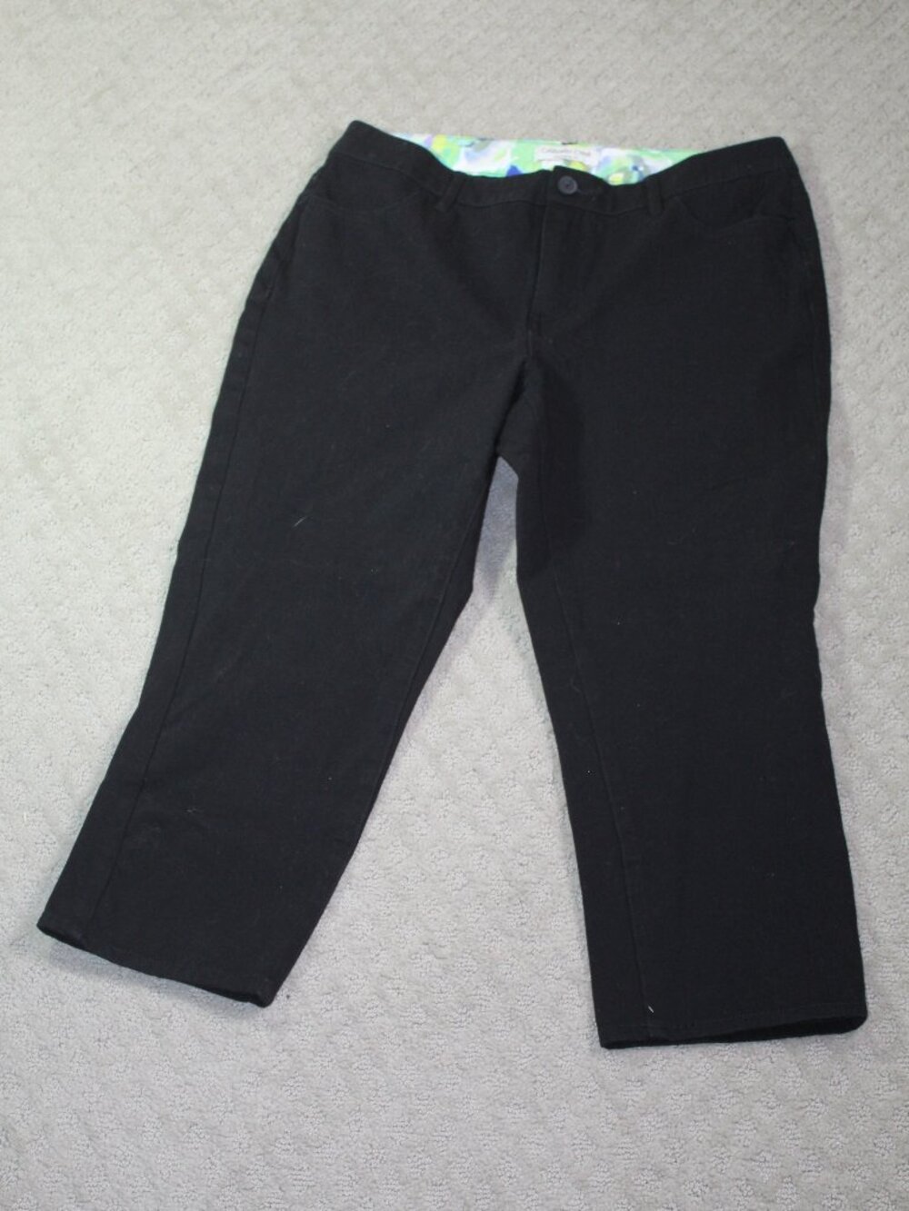 Coldwater Creek Size 8 Natural Fit Black Cropped Twill Pants